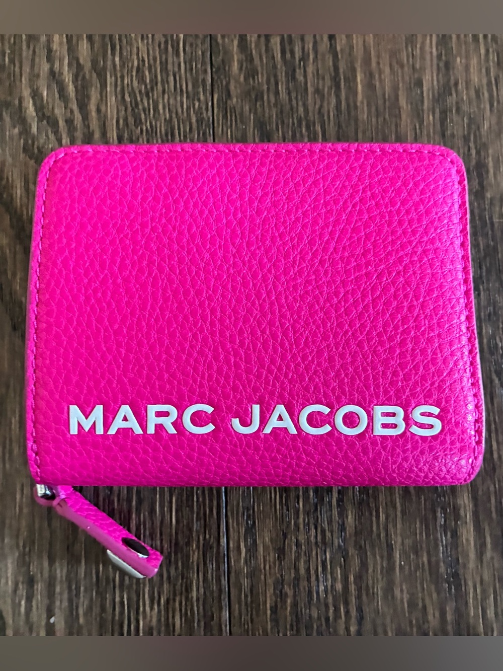Marc Jacobs Leather Raspberry Pink Zip Wallet 🩷